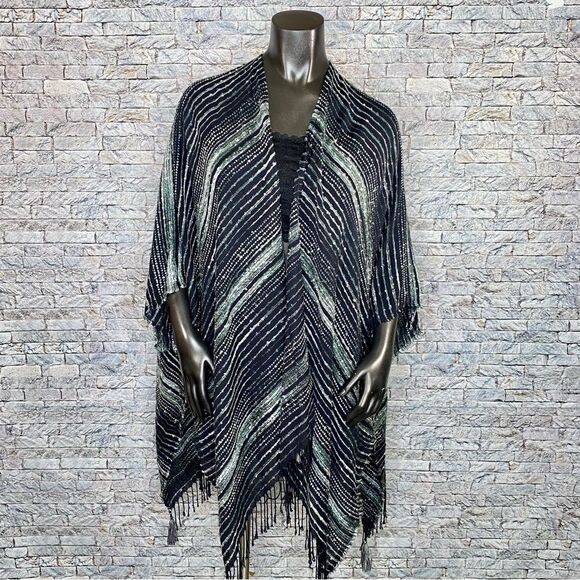 Mixit One Size Fringed Poncho New Without Tags - Picture 1 of 6
